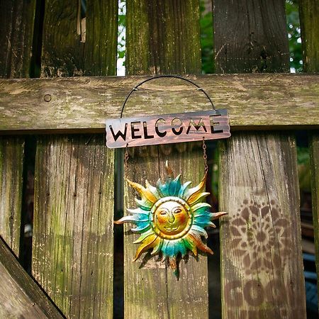 Tallahassee Sun & Moon المظهر الخارجي الصورة
